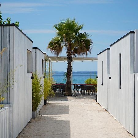 פריבלאקה Boutique Style Eco-Beachhouse, Private Jacuzzi מראה חיצוני תמונה