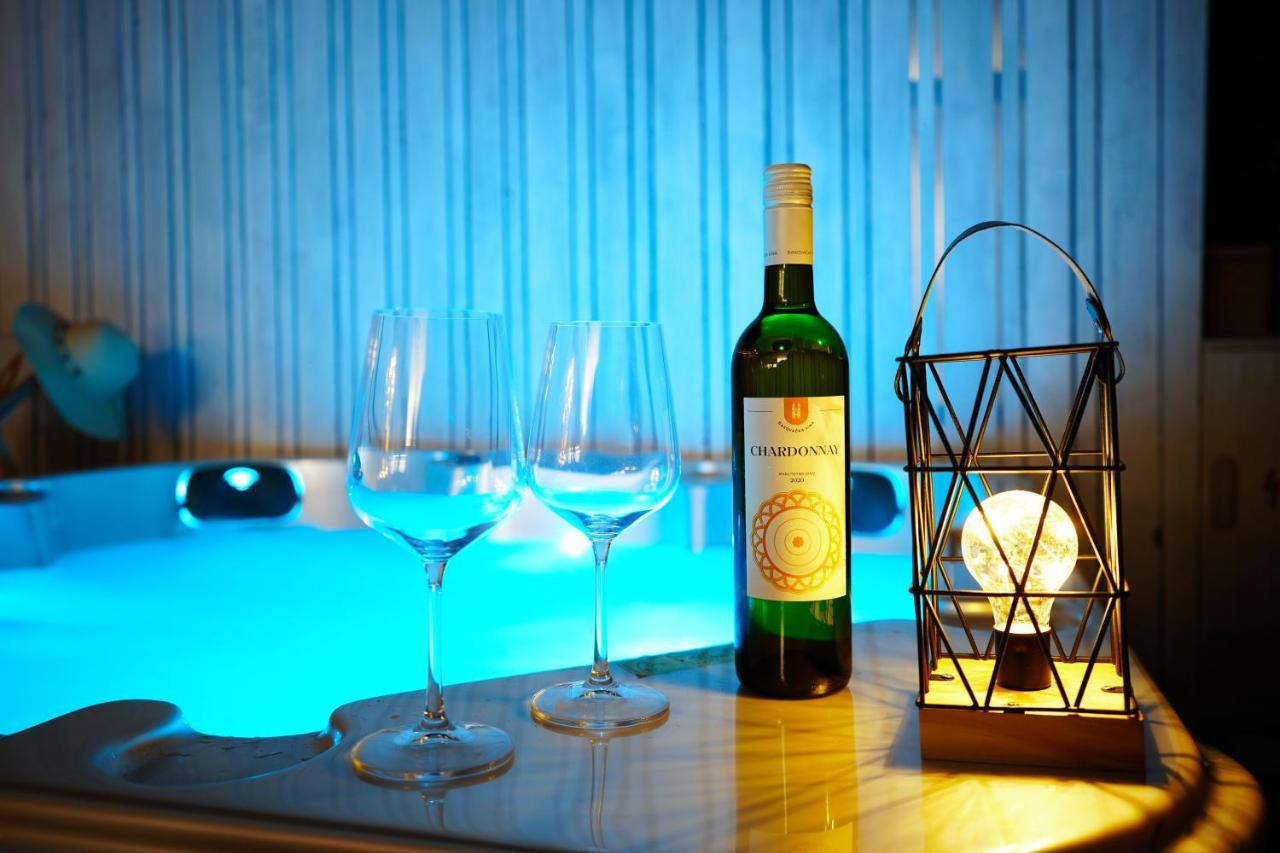 פריבלאקה Boutique Style Eco-Beachhouse, Private Jacuzzi מראה חיצוני תמונה