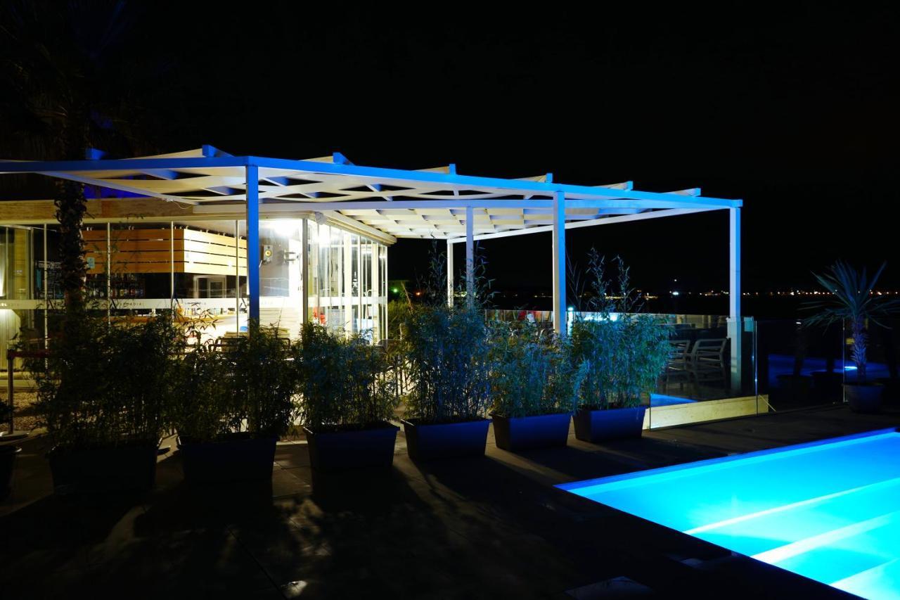 פריבלאקה Boutique Style Eco-Beachhouse, Private Jacuzzi מראה חיצוני תמונה