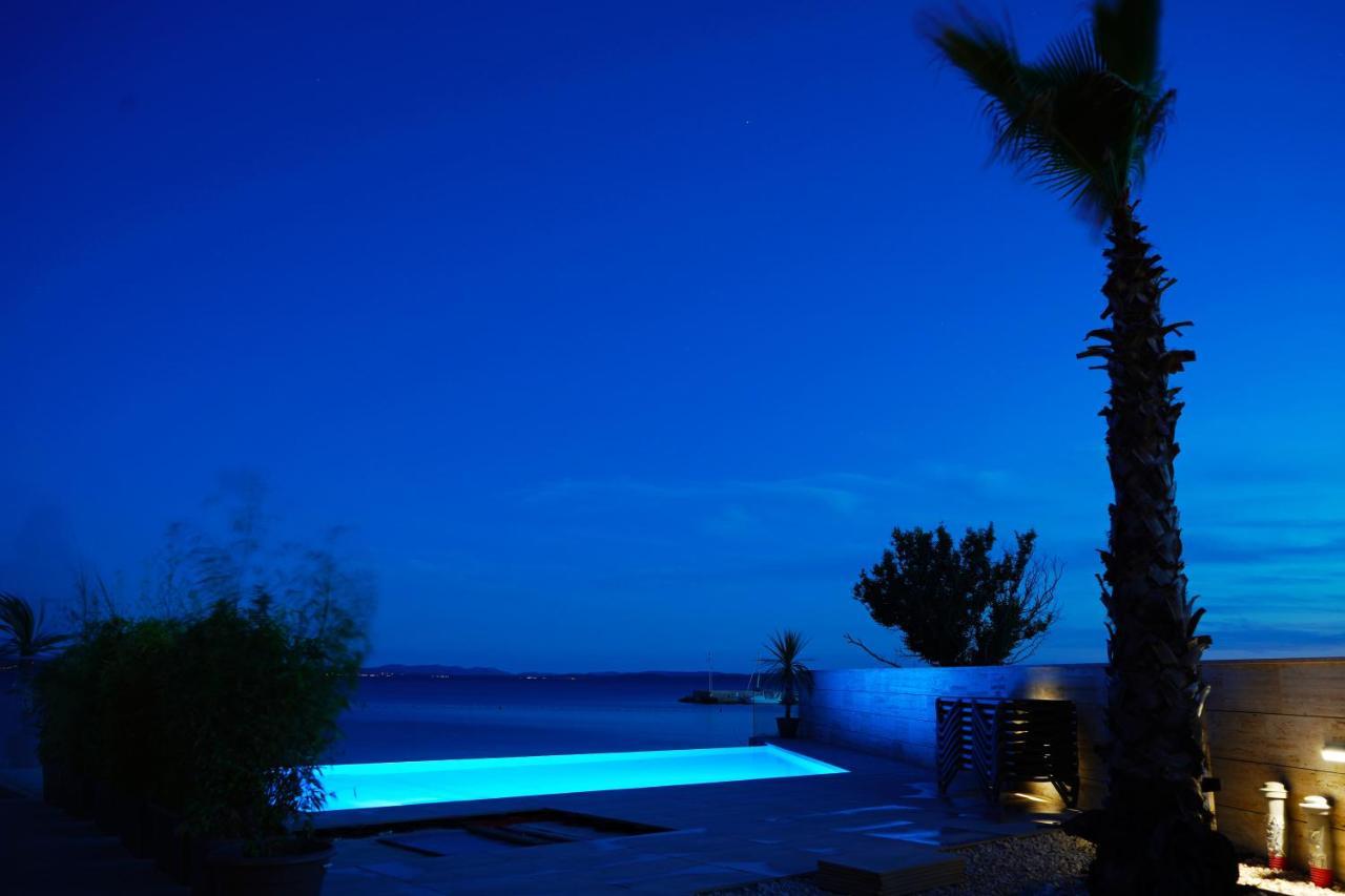 פריבלאקה Boutique Style Eco-Beachhouse, Private Jacuzzi מראה חיצוני תמונה