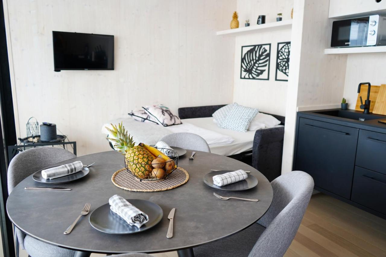 פריבלאקה Boutique Style Eco-Beachhouse, Private Jacuzzi מראה חיצוני תמונה
